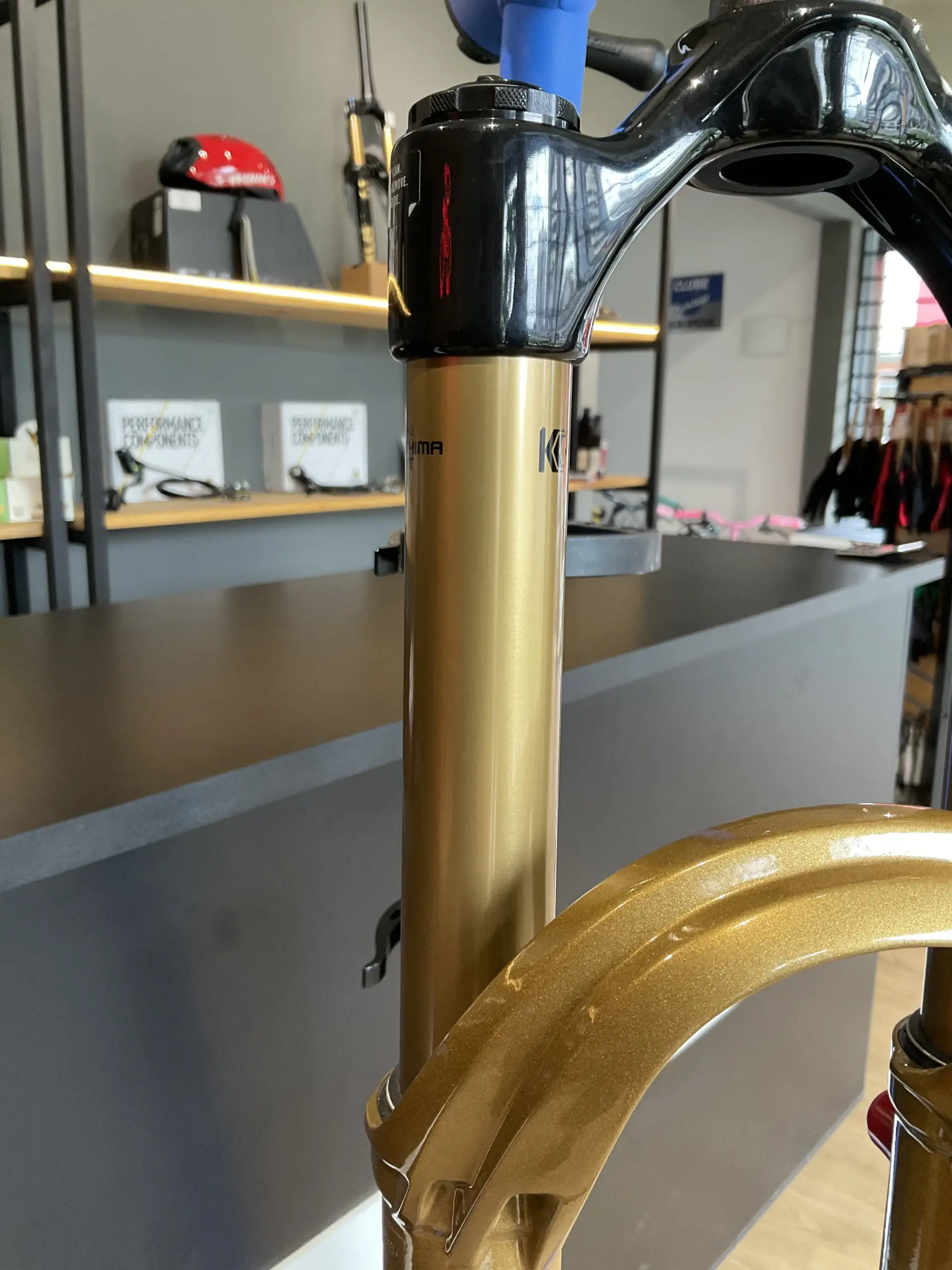 FOX 38 FACTORY GRIPX2 29