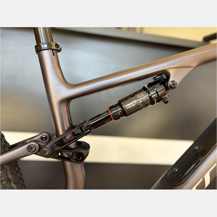 BICICLETA SPECIALIZED EPIC 8 COMP (TAMANHO L) - Imagem 4